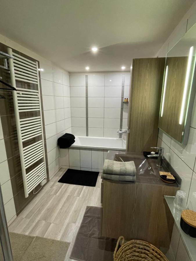 Love Suites & Spa "Le Loft" Avec Jacuzzi Privatif Médis Eksteriør bilde