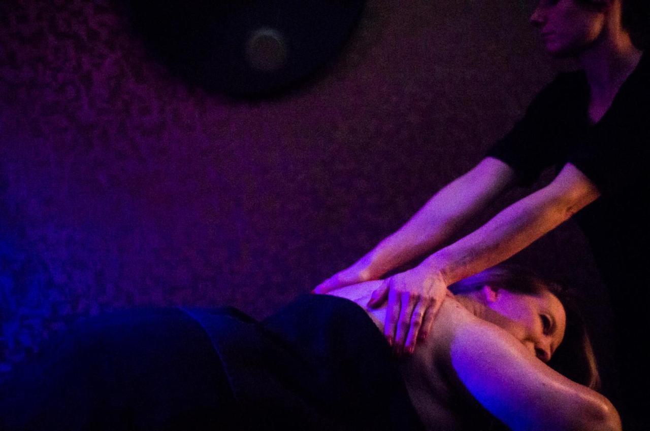 Love Suites & Spa "Le Loft" Avec Jacuzzi Privatif Médis Eksteriør bilde
