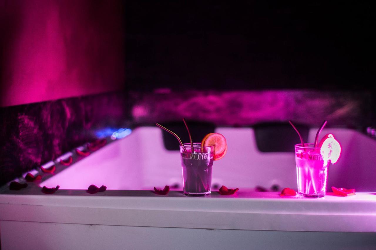 Love Suites & Spa "Le Loft" Avec Jacuzzi Privatif Médis Eksteriør bilde