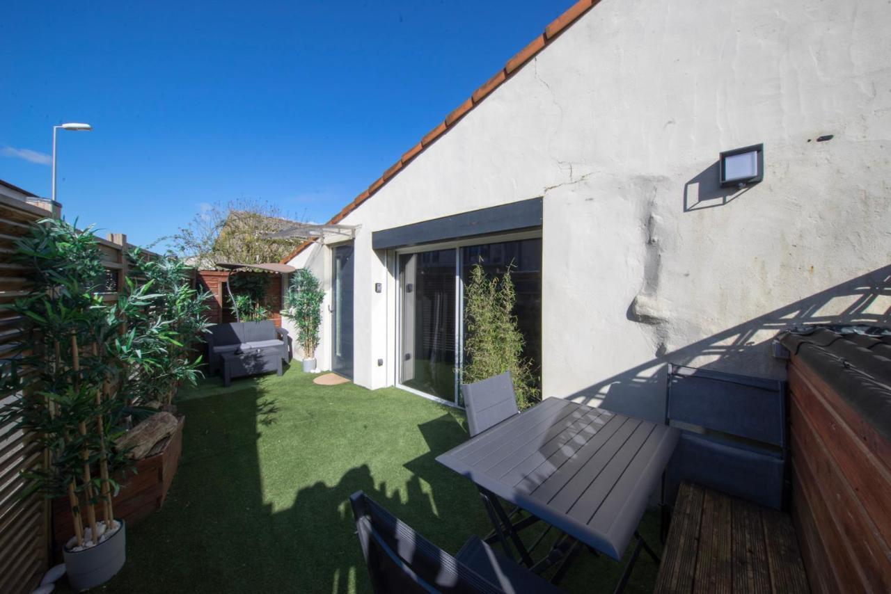 Love Suites & Spa "Le Loft" Avec Jacuzzi Privatif Médis Eksteriør bilde
